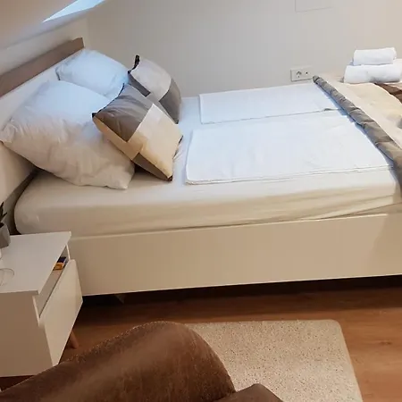 Ana Apartman Tribunj * Tribalj