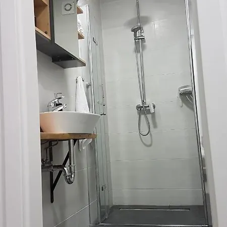 Ana Apartman Tribunj * Tribalj